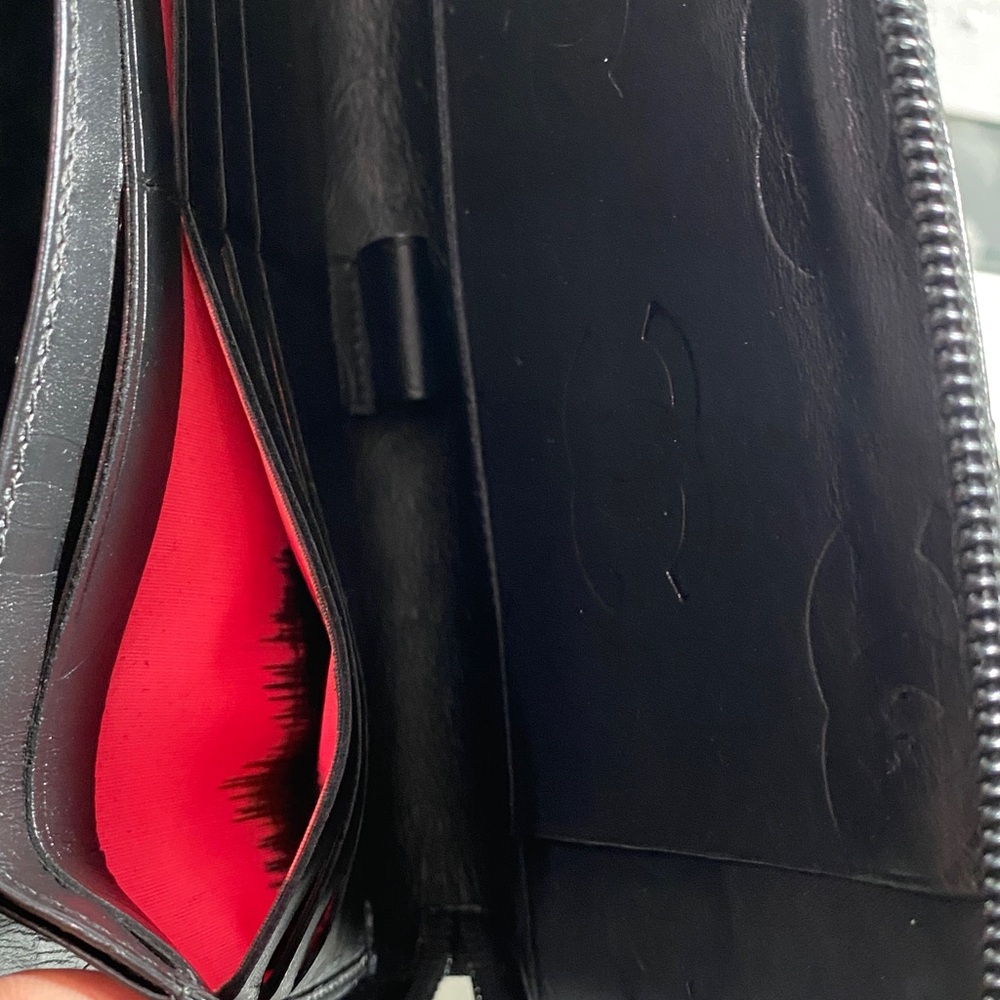 Authentic CHANEL Lambskin Cambon Line Zippy Clutch Wallet - Picture 17 of 17